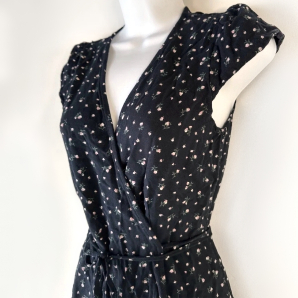 Brandy Melville Woman's Robbie Floral Wrap Around Dress - Picture 3 of 9